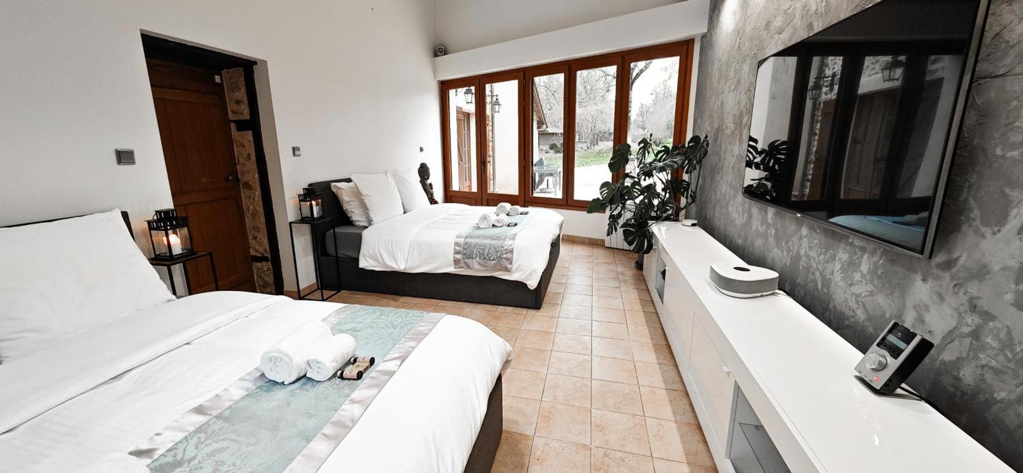 Villa Tagibao Avec Piscine Chauffee Et Spa Lesterps المظهر الخارجي الصورة